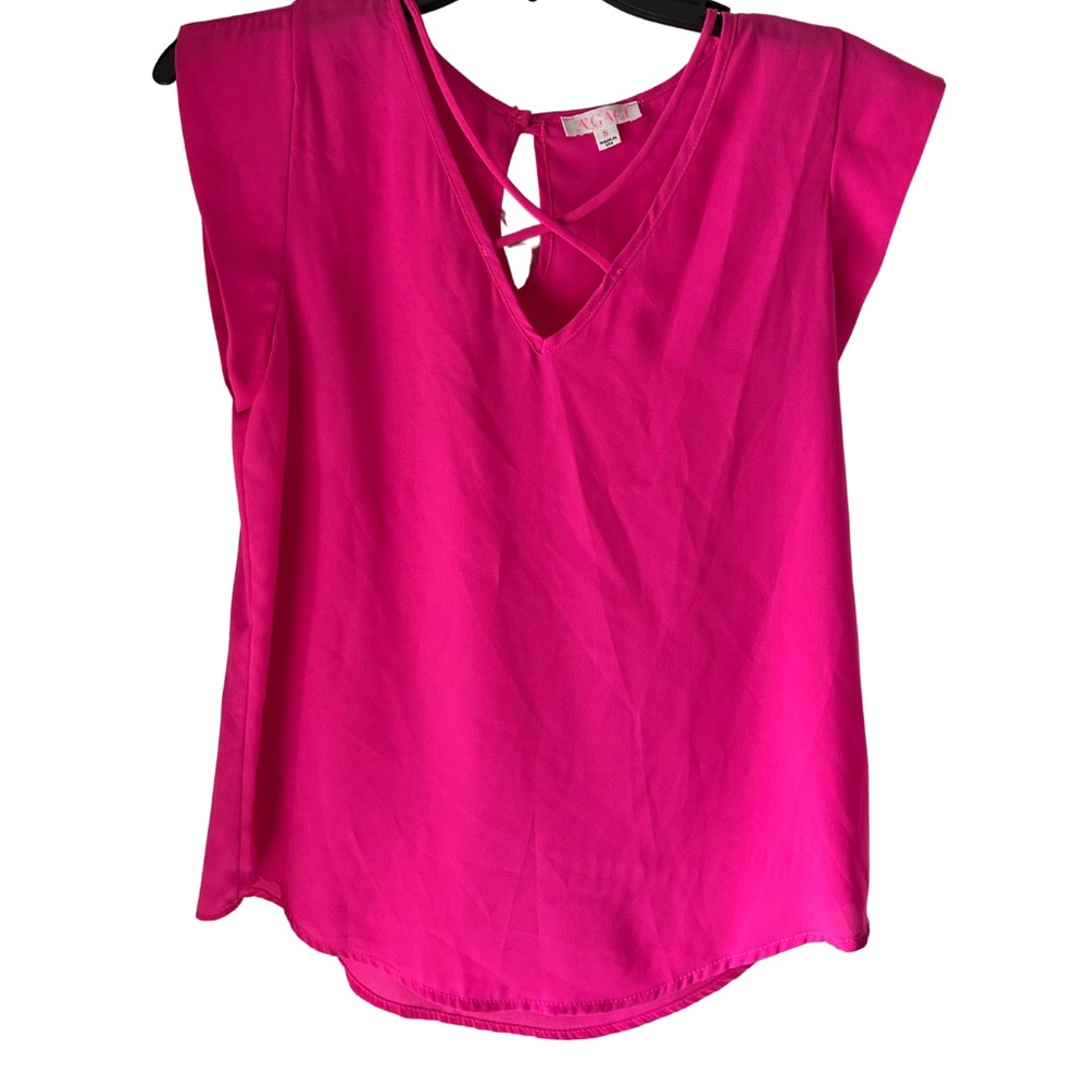 Hot Pink X-Pattern V-Neck Short Sleeve Top, Agaci, S